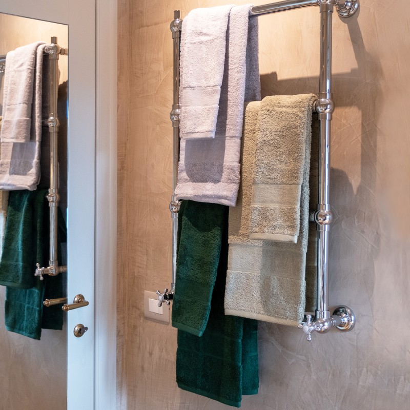 Perla - Terrycloth Bath Towel